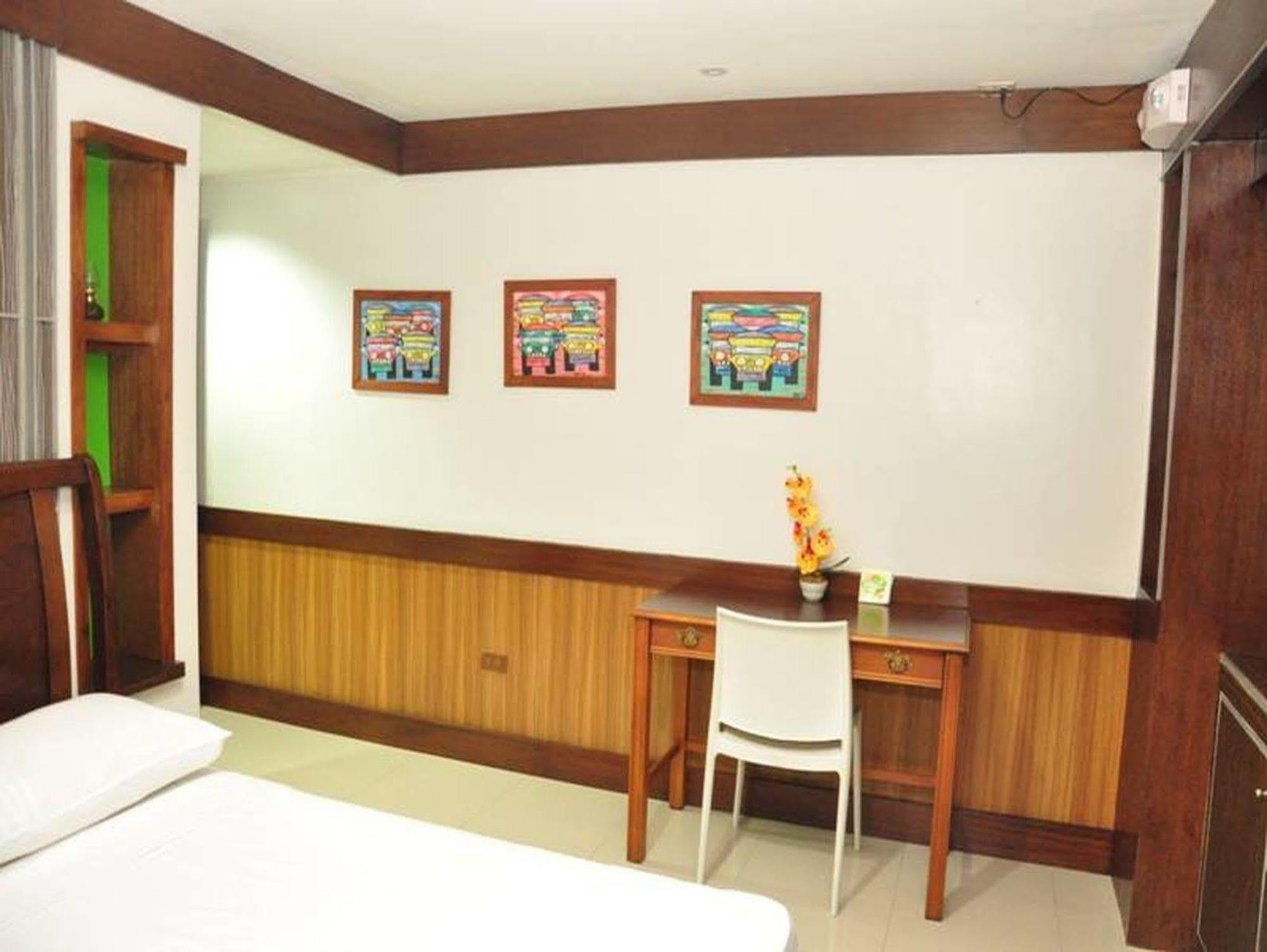 Casa Verde Boutique Hotel And Gardens Imus Exterior foto